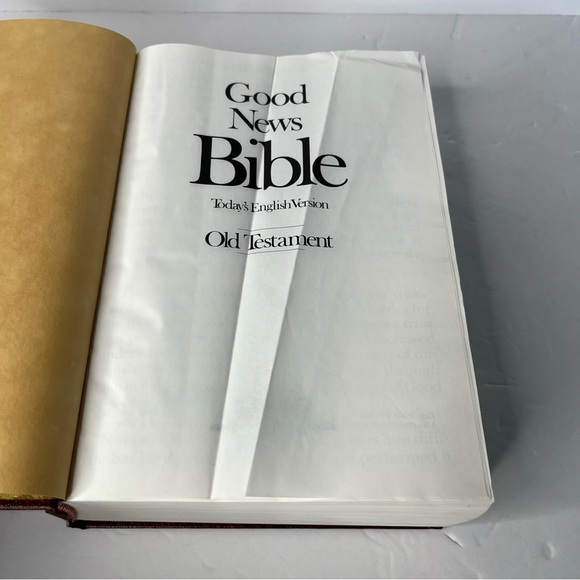 Good News Bible Today's English Version old Testament - Picture 8 of 9